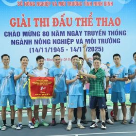 Sở Nông nghiệp và Môi trường tổ chức giải thể thao chào mừng 80 năm ngày truyền thống