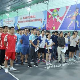 Sở Nông nghiệp và Môi trường tổ chức giải thể thao chào mừng 80 năm ngày truyền thống