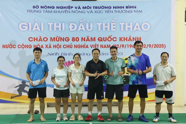 Sôi nổi giải thể thao Trung tâm Khuyến nông và Xúc tiến thương mại Ninh Bình chào mừng Quốc khánh 2/9